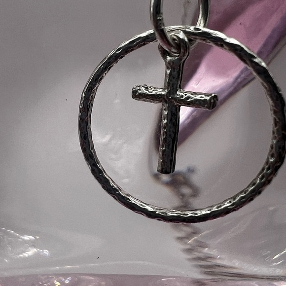 Sterling Silver 925 Textured Cross inside a textured ring - Picture 3 of 10